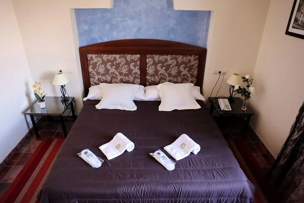 Hotel Cortijo Los Naranjos De San Juan Las Cabezas de San Juan